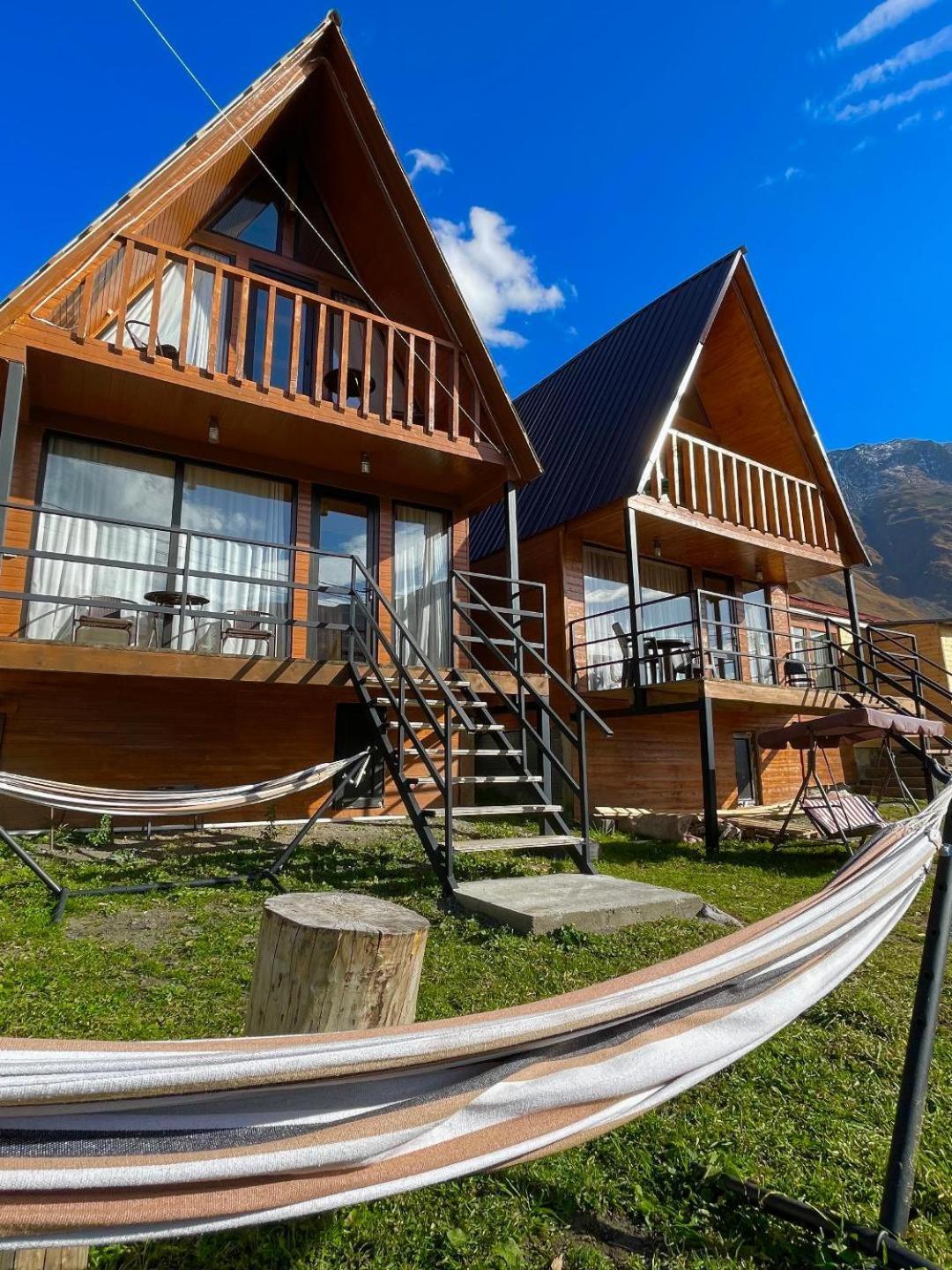 Twin Cottages Kazbegi Dış mekan fotoğraf